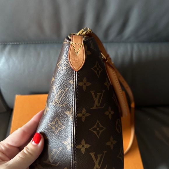 Louis Vuitton Boetie PM - Picture 3 of 16
